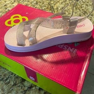 Girl’s sandals size 2-3. Clear glitter straps with pink sole.